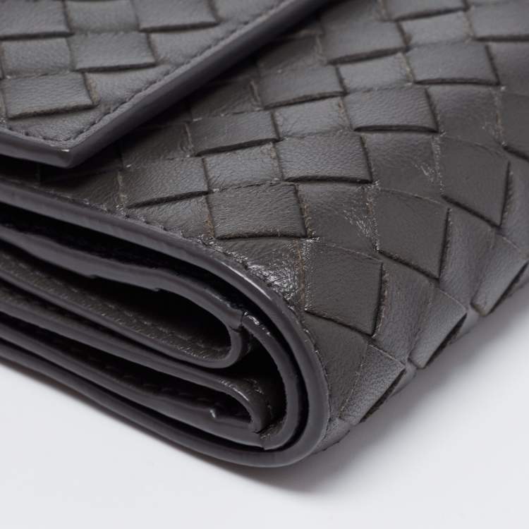 Pre Owned Bottega Veneta Grey Intrecciato Leather Trifold Wallet