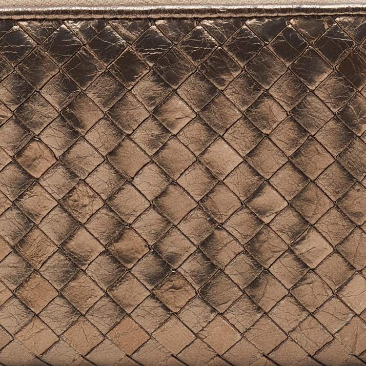 Pre Owned Bottega Veneta Metallic Beige Intrecciato Leather Zip Around Wallet