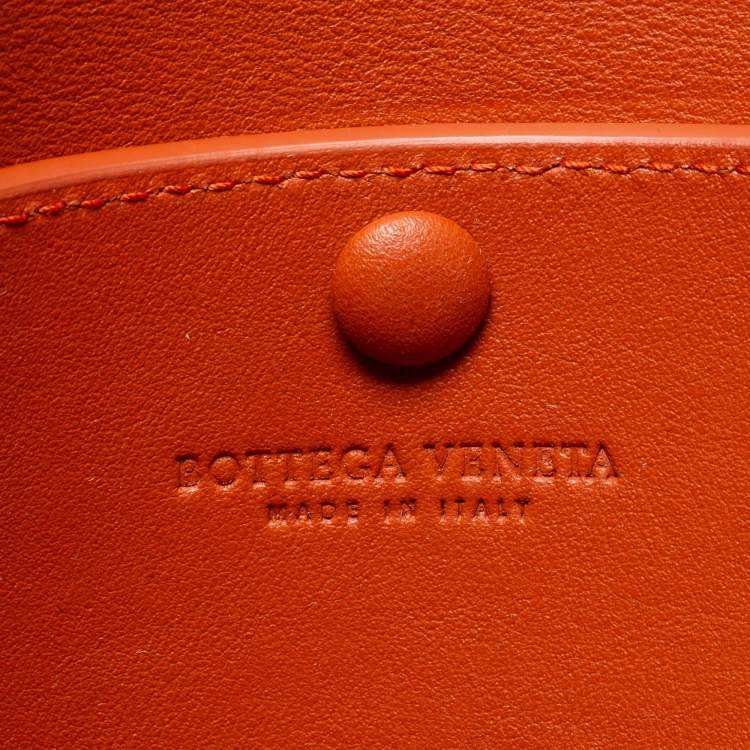 Pre Owned Bottega Veneta Orange Leather Ball Chain Triangle Pouch
