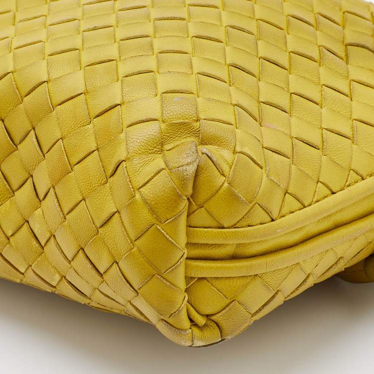 Pre Owned Bottega Veneta Citrus Yellow Intrecciato Leather Nodini Shoulder Bag