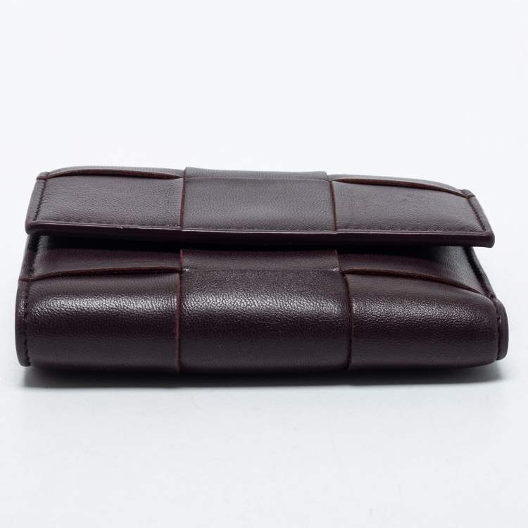 Pre Owned Bottega Veneta Dark Burgundy Leather Cassette Wallet