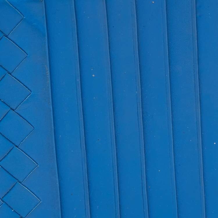 Pre Owned Bottega Veneta Blue Intrecciato Leather Card Holder 