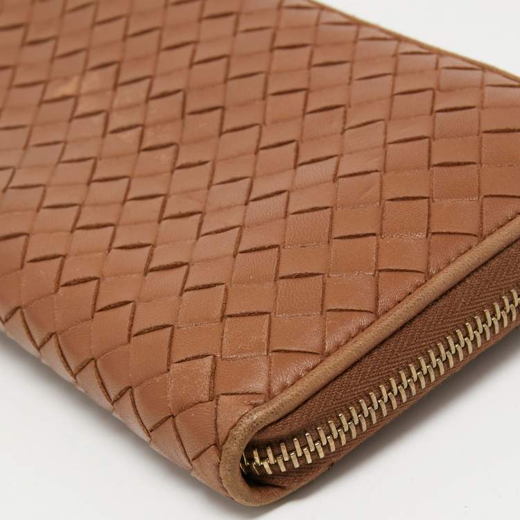 Pre Owned Bottega Veneta Brown Intrecciato Leather Zip Around Wallet 