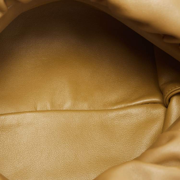 Pre Owned Bottega Veneta Tan Leather Chain Pouch Clutch