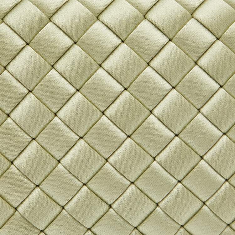 Pre Owned Bottega Veneta Light Green Intrecciato Satin Knot Clutch