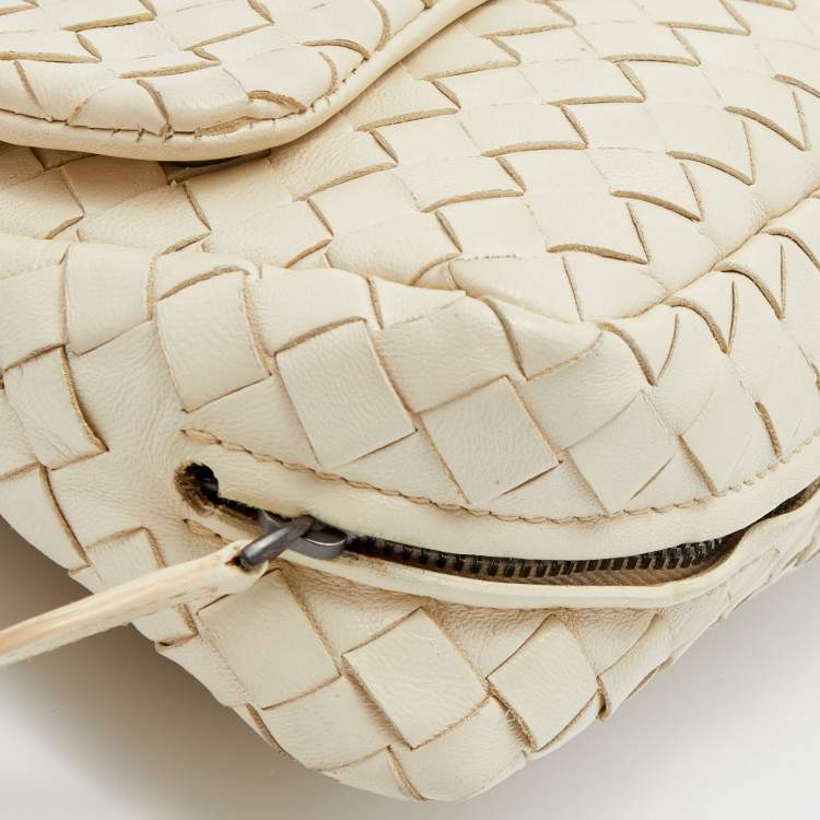 Pre Owned Bottega Veneta Off White Intreccaito Leather Olimpia Chain Shoulder Bag