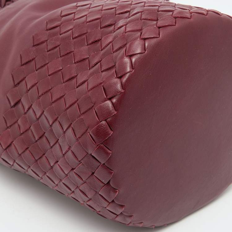 Pre Owned Bottega Veneta Burgundy Intrecciato Leather Bucket Bag