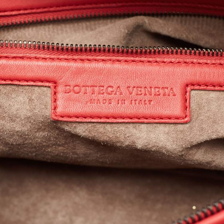 Pre Owned Bottega Veneta Red Intrecciato Leather Montaigne Satchel