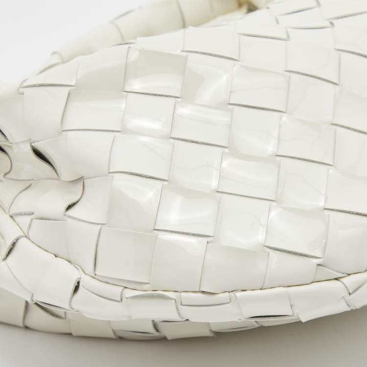 Pre Owned Bottega Veneta White Intrecciato Patent Leather Mini Jodie Hobo