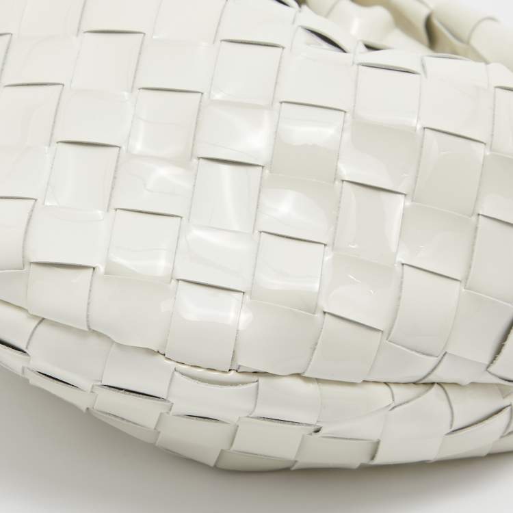 Pre Owned Bottega Veneta White Intrecciato Patent Leather Mini Jodie Hobo