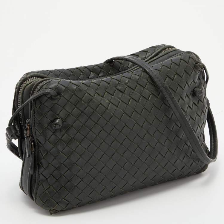 Pre Owned Bottega Veneta Dark Green Intrecciato Leather Nodini Double Zip Crossbody Bag