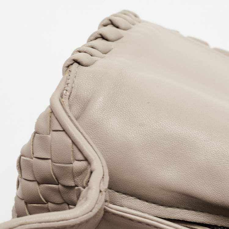 Pre Owned Bottega Veneta Beige Intrecciato Leather Olimpia Top Handle Bag