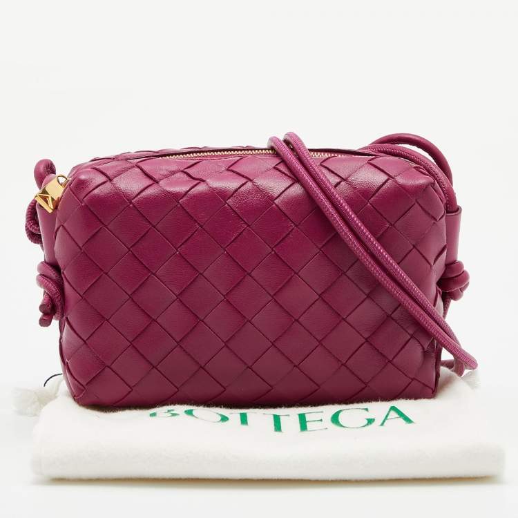Pre Owned Bottega Veneta Burgundy Intrecciato Leather Mini Loop Camera Crossbody Bag