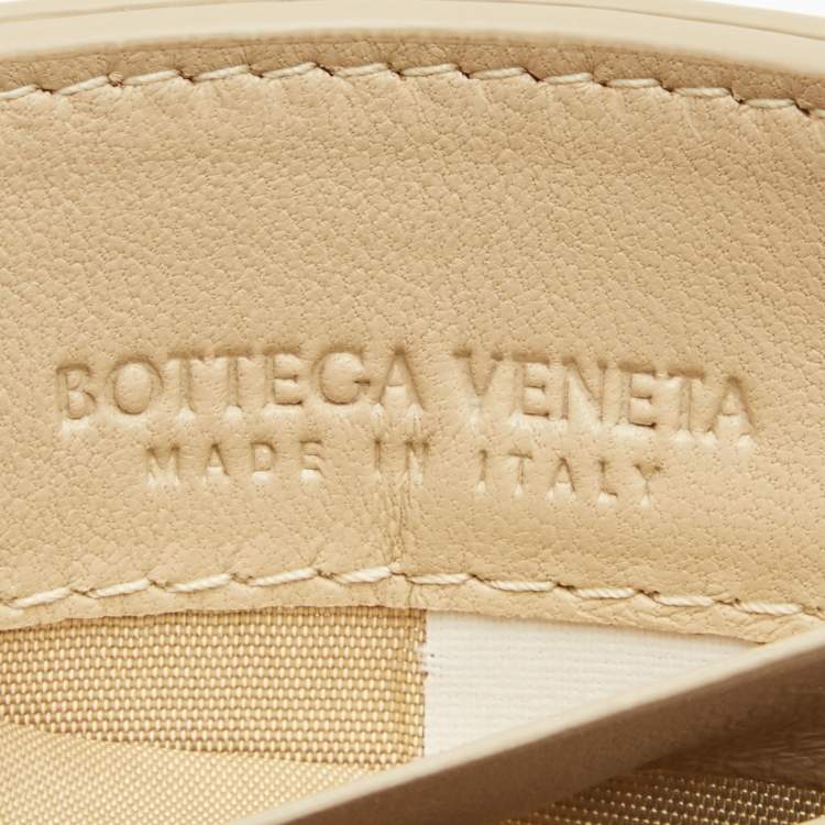 Pre Owned Bottega Veneta Beige Intrecciato Leather Card Holder