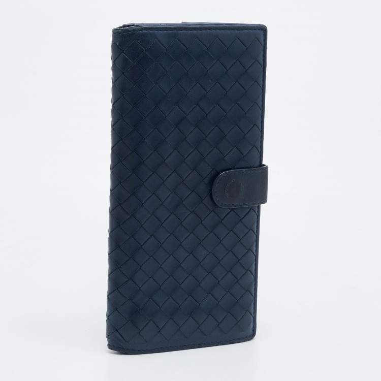 Pre Owned Bottega Veneta Blue Intrecciato Leather Flap Continental Wallet