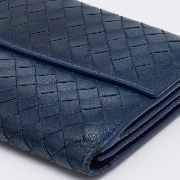 Pre Owned Bottega Veneta Blue Intrecciato Leather Flap Continental Wallet