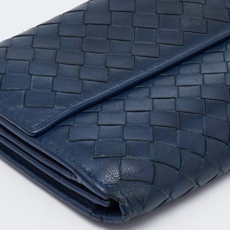 Pre Owned Bottega Veneta Blue Intrecciato Leather Flap Continental Wallet