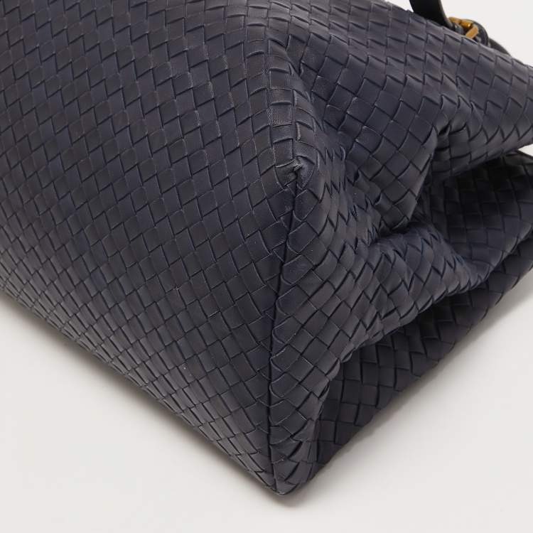Pre Owned Bottega Veneta Navy Blue Intrecciato Leather Medium Roma Tote