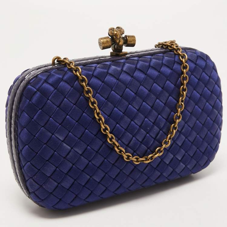 Pre Owned Bottega Veneta Blue Intrecciato Satin and Watersnake Leather Knot Chain Clutch