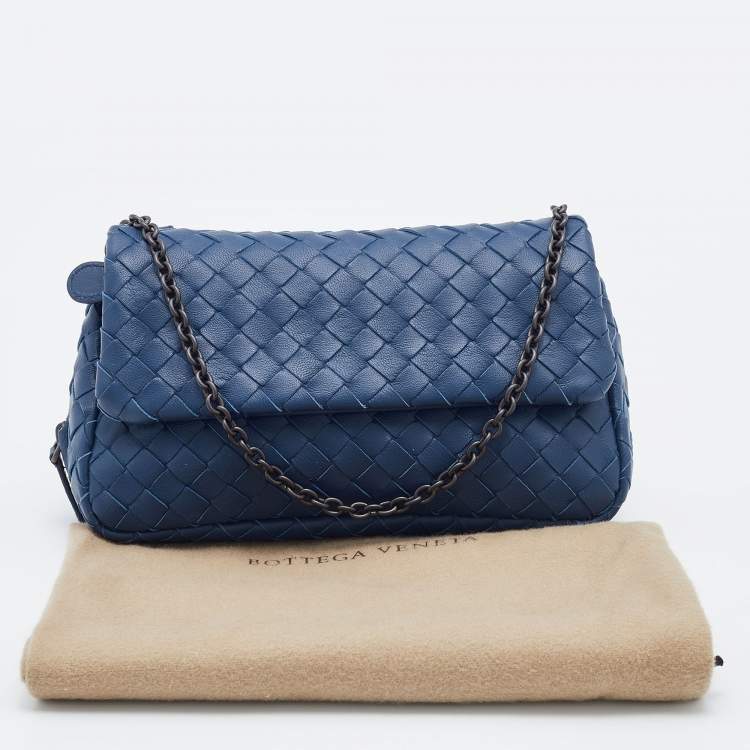 Pre Owned Bottega Veneta Blue Intreccaito Leather Olimpia Chain Bag