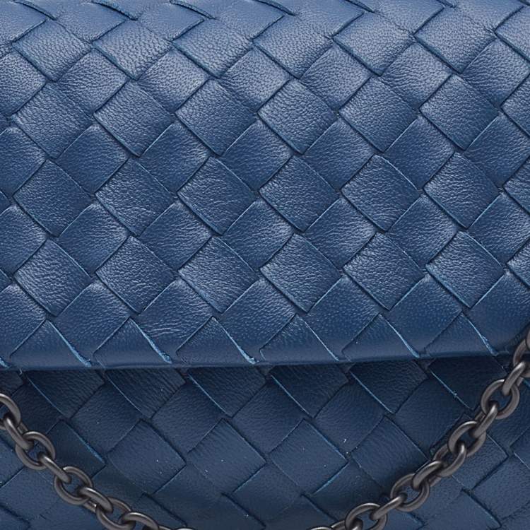 Pre Owned Bottega Veneta Blue Intreccaito Leather Olimpia Chain Bag