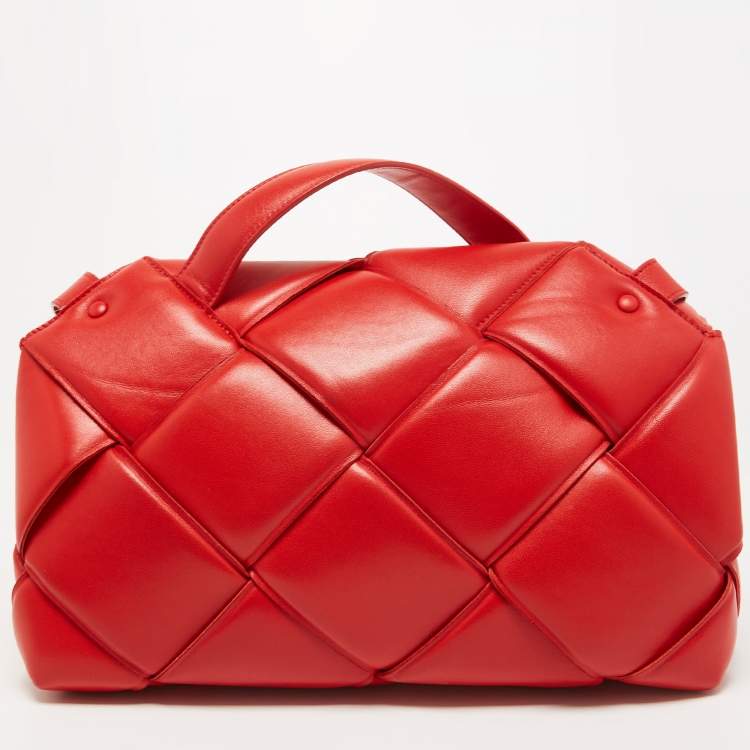 Pre Owned Bottega Veneta Red Intrecciato Leather Padded Cassette Top Handle Bag