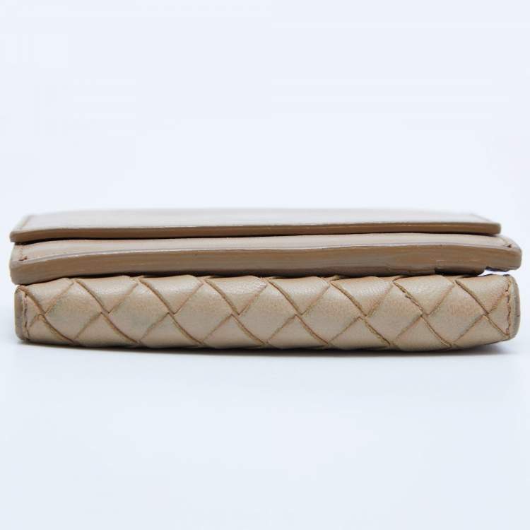 Pre Owned Bottega Veneta Beige Intrecciato Leather Trifold Wallet