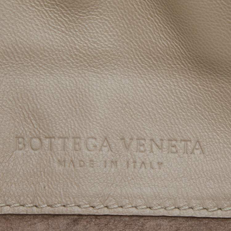 مملوكة مسبقًا Bottega Veneta Beige Intreccaito Leather Olimpia Chain Shoulder Bag