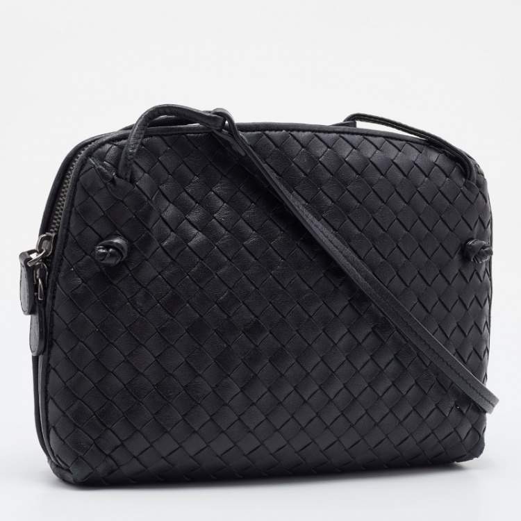 مملوكة مسبقًا Bottega Veneta Black Intrecciato Leather Nodini Crossbody Bag