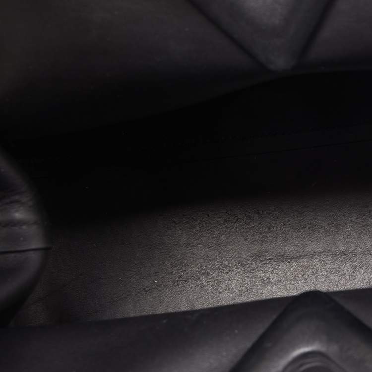 Pre Owned Bottega Veneta Black Leather Medium Point Shoulder Bag