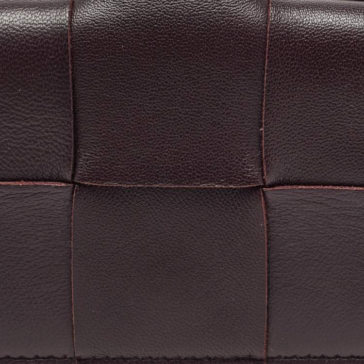 Pre Owned Bottega Veneta Dark Burgundy Intrecciato Leather Flap Card Case