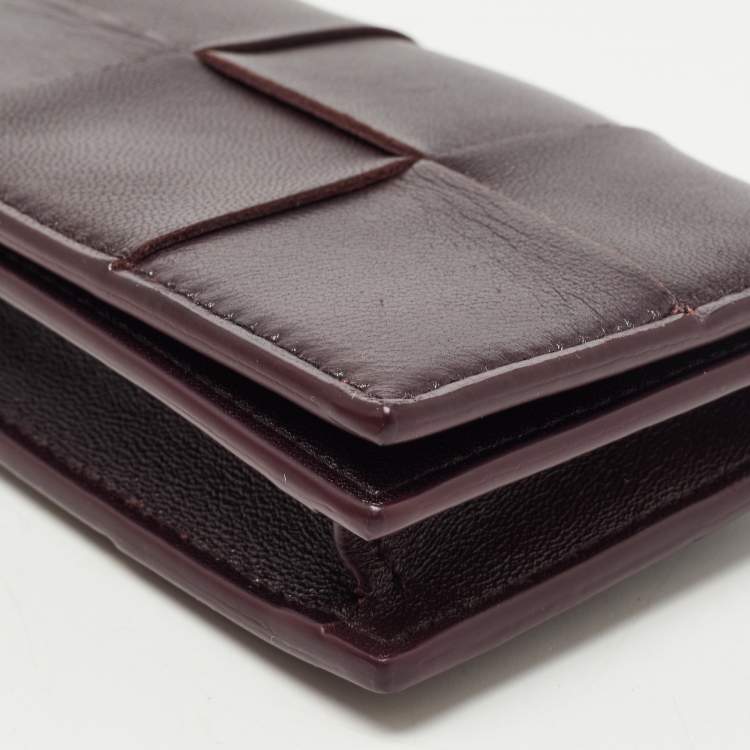 Pre Owned Bottega Veneta Dark Burgundy Intrecciato Leather Flap Card Case