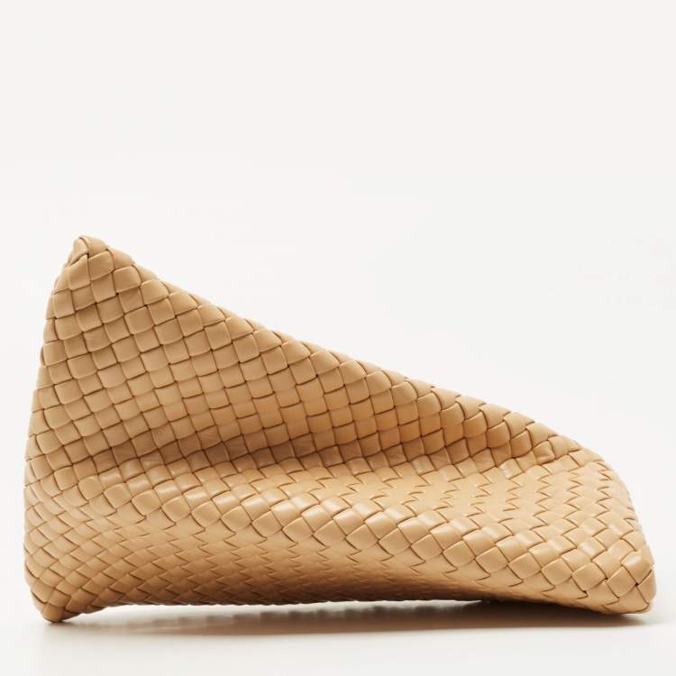 Pre Owned Bottega Veneta Beige Intrecciato Leather Crisscross Clutch