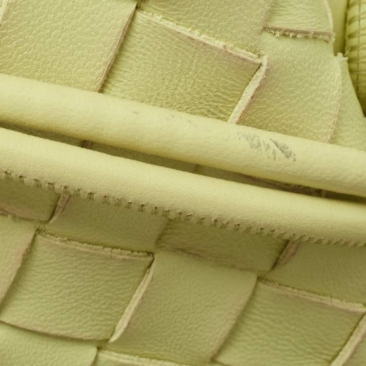 Pre Owned Bottega Veneta Light Green Intrecciato Leather Mini Loop Camera Crossbody Bag