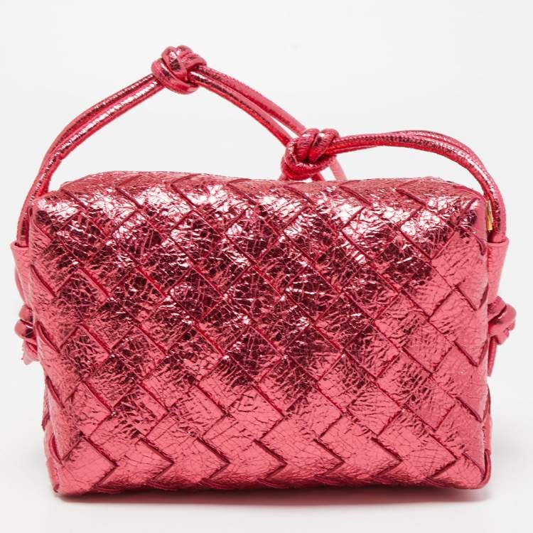 Pre Owned Bottega Veneta Red Intrecciato Foil Leather Mini Loop Camera Crossbody Bag