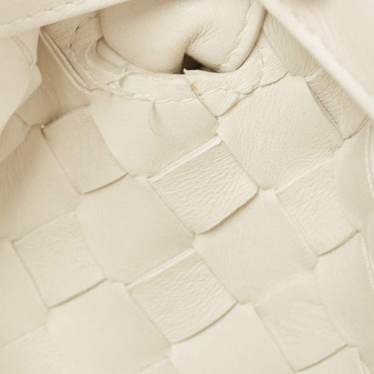 Pre Owned Bottega Veneta White Intrecciato Leather Tie Shoulder Bag