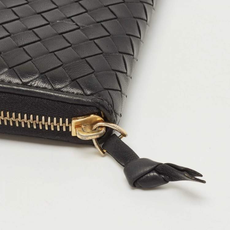 Pre Owned Bottega Veneta Black Intrecciato Leather Zip Around Wallet