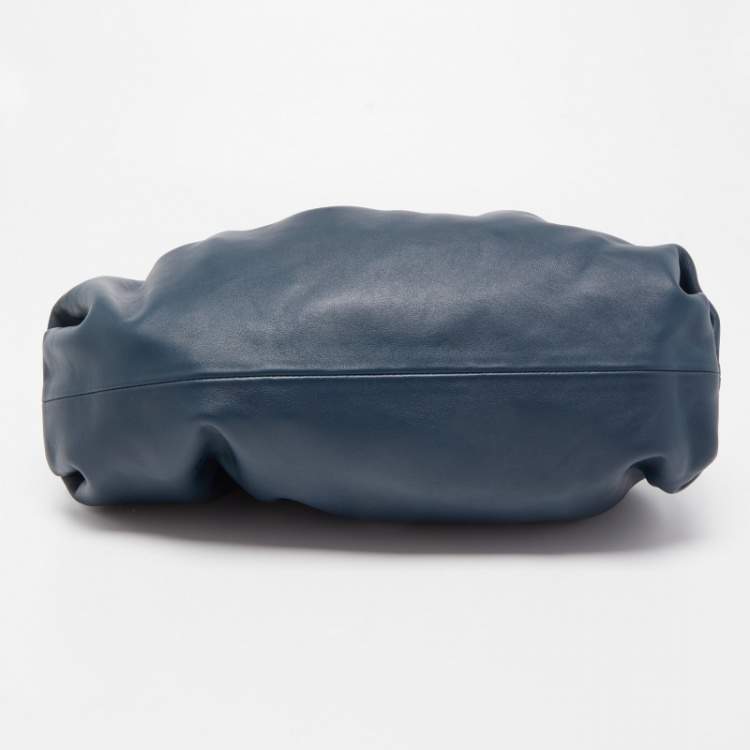 Pre Owned Bottega Veneta Navy Blue Leather The Pouch Clutch