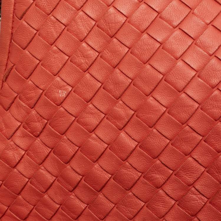 Pre Owned Bottega Veneta Coral Orange Intrecciato Leather Belly Veneta Hobo