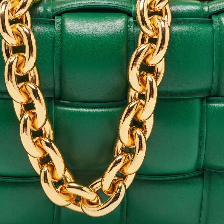 Pre Owned Bottega Veneta Green Padded Leather Chain Cassette Shoulder Bag