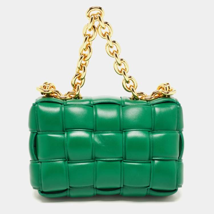 Pre Owned Bottega Veneta Green Padded Leather Chain Cassette Shoulder Bag