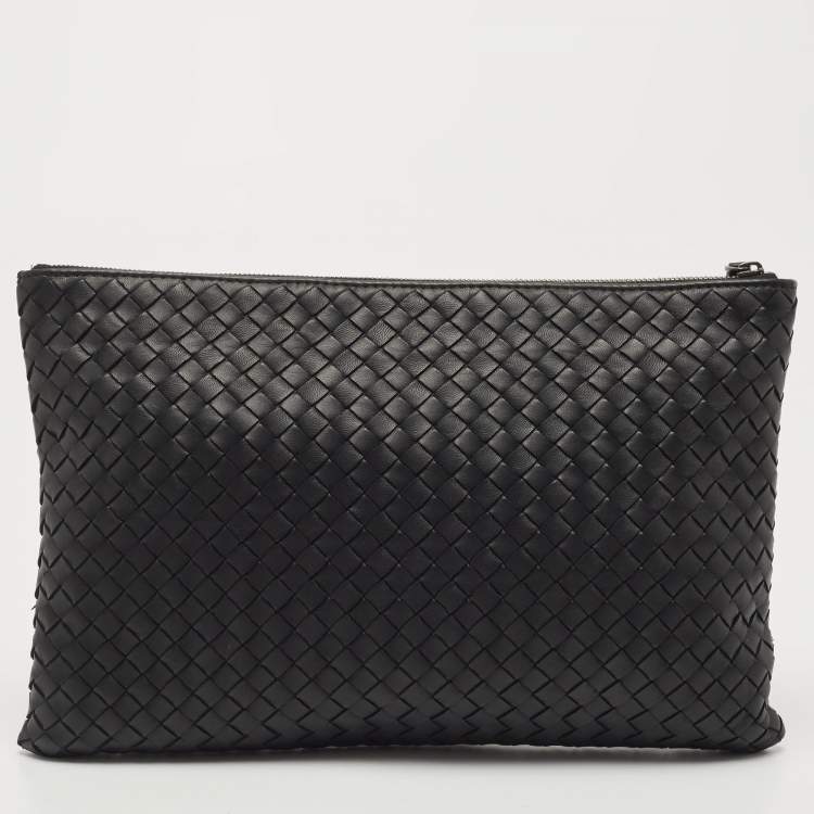 Pre Owned Bottega Veneta Black Intrecciato Leather Top Zip Pouch