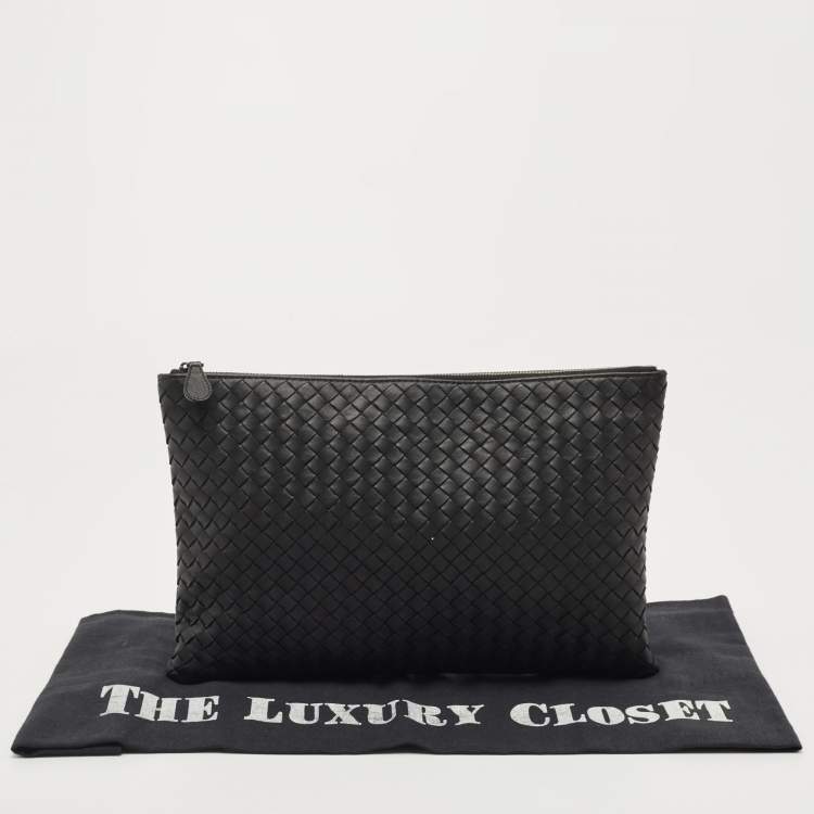 Pre Owned Bottega Veneta Black Intrecciato Leather Top Zip Pouch