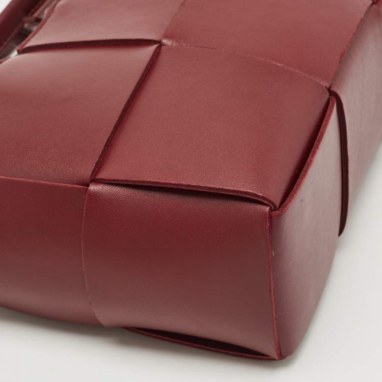 Pre Owned Bottega Veneta Burgundy Intrecciato Leather Arco Tote