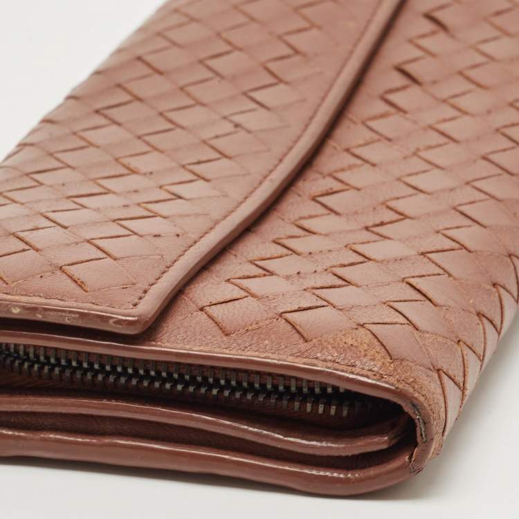 Pre Owned Bottega Veneta Brown Intrecciato Leather Flap Continental Wallet