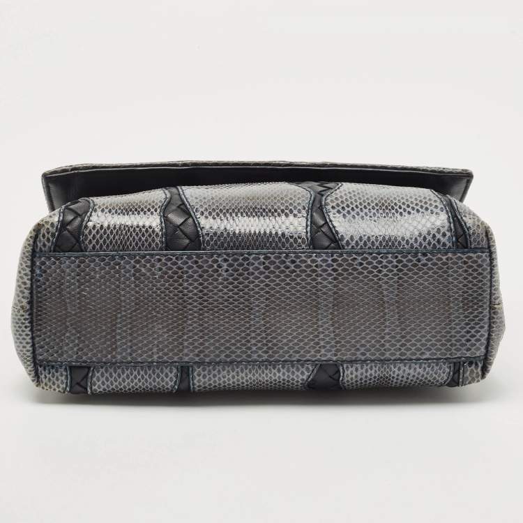 Pre Owned Bottega Veneta Dark Blue/Black Snake Skin and Intrecciato Leather Shoulder Bag
