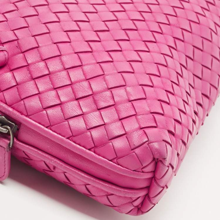 Pre Owned Bottega Veneta Magenta Intrecciato Leather Nodini Crossbody Bag