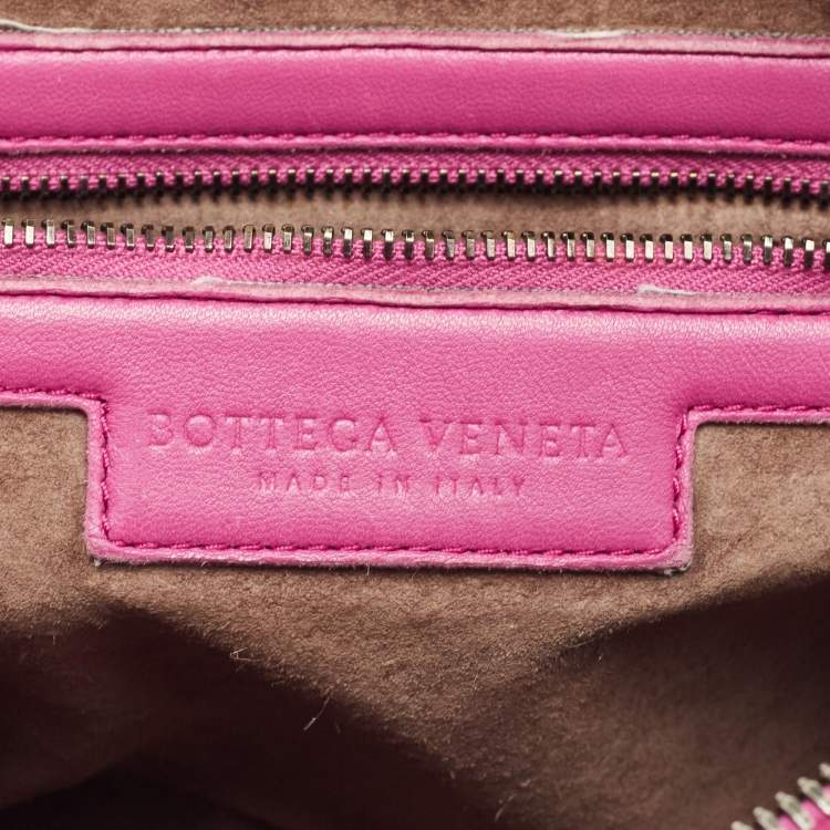 Pre Owned Bottega Veneta Magenta Intrecciato Leather Nodini Crossbody Bag