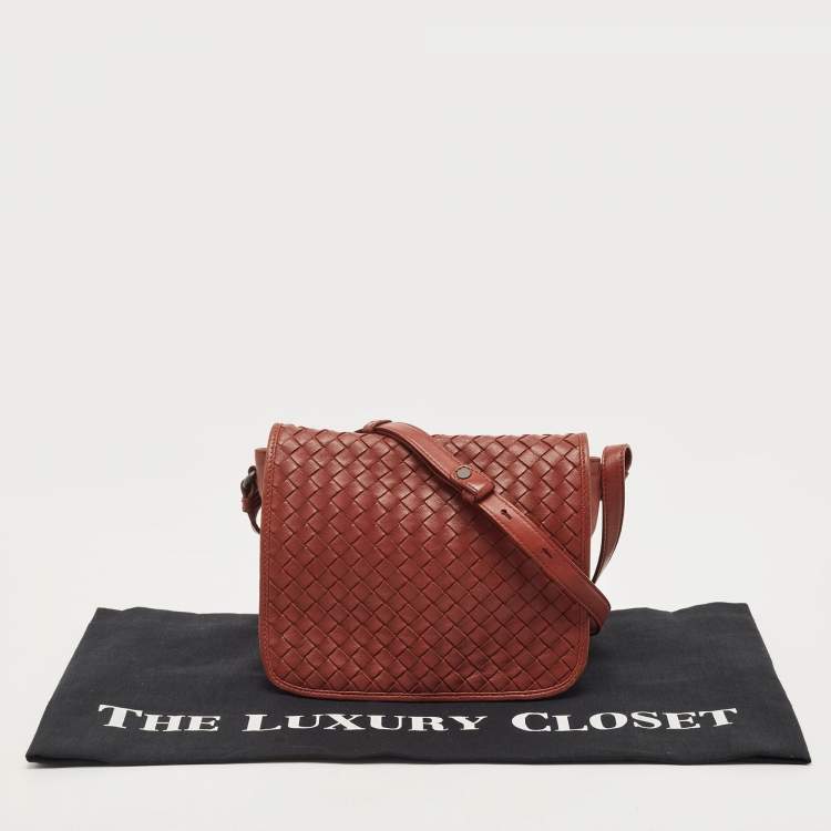 مملوكة مسبقًا Bottega Veneta Brown Intrecciato Leather Flap Crossbody Bag