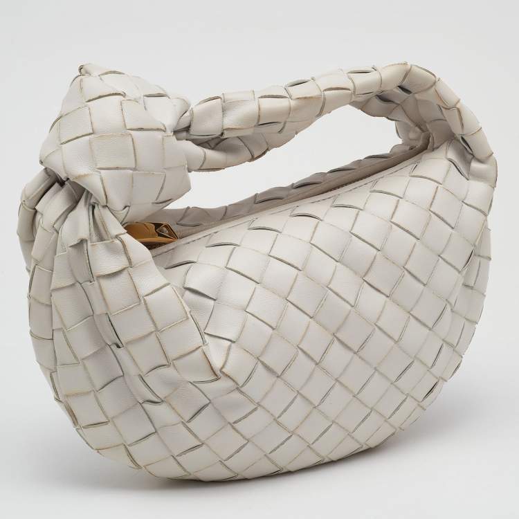Pre Owned Bottega Veneta Off White Intrecciato Leather Mini Jodie Hobo